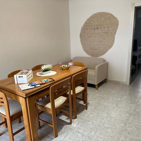 Affittacamere Il Cortile Chiaravalle Marche Kültér fotó
